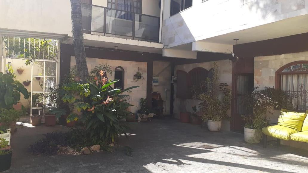 קאבו פריו Suites Tropicana Guesthouse מראה חיצוני תמונה